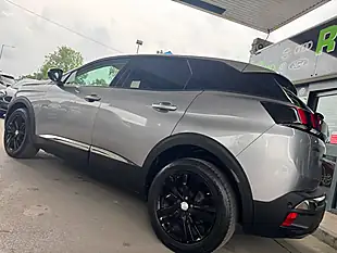 Used 2018 Peugeot 3008 Allure Grey - Interior and Exterior details 2