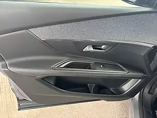Used 2018 Peugeot 3008 Allure Grey - Interior and Exterior details 20