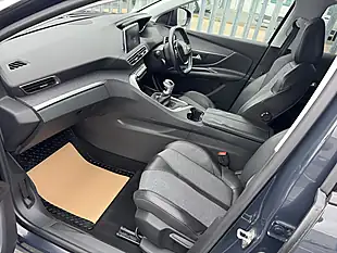 Used 2018 Peugeot 3008 Allure Grey - Interior and Exterior details 10