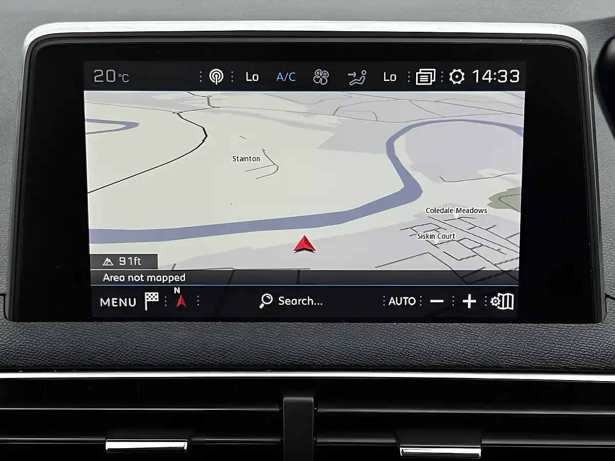 Used 2018 Peugeot 3008 Allure Grey - Interior and Exterior details 17