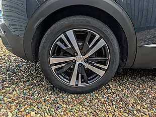 Used 2018 Peugeot 3008 Allure Grey - Interior and Exterior details 15