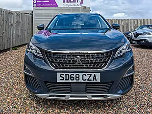 Used 2018 Peugeot 3008 Allure Grey - Interior and Exterior details 2