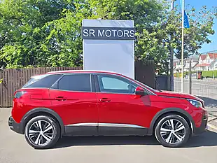 Used 2018 Peugeot 3008 Allure Red - Interior and Exterior details 6