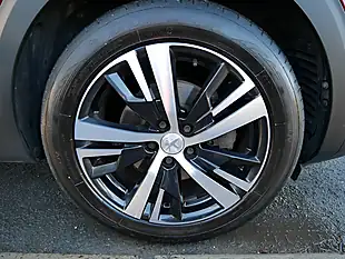 Used 2018 Peugeot 3008 Allure Ultimate Red - Interior and Exterior details 7