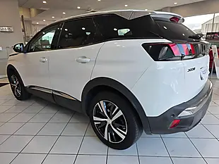 Used 2018 Peugeot 3008 Allure White - Interior and Exterior details 4