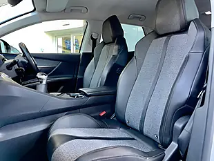 Used 2018 Peugeot 3008 Allure White - Interior and Exterior details 17