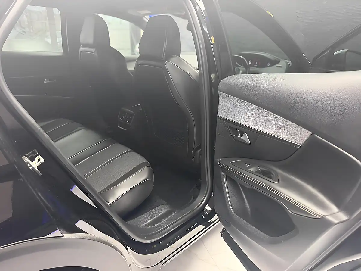 Used 2018 Peugeot 3008 GT Line Black - Interior and Exterior details 19