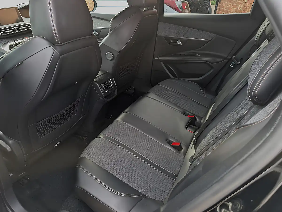 Used 2018 Peugeot 3008 GT Line Black - Interior and Exterior details 10