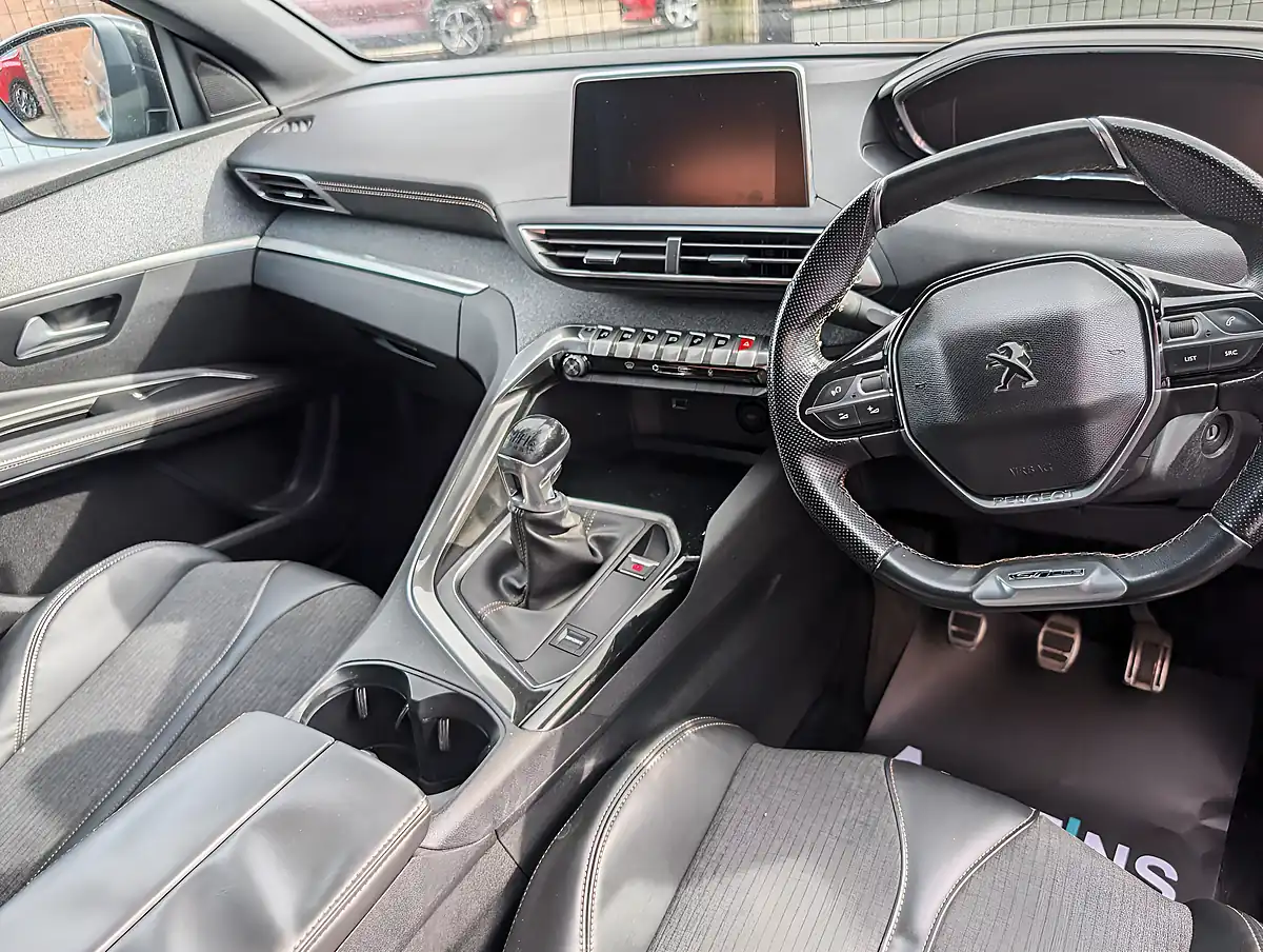 Used 2018 Peugeot 3008 GT Line Black - Interior and Exterior details 7