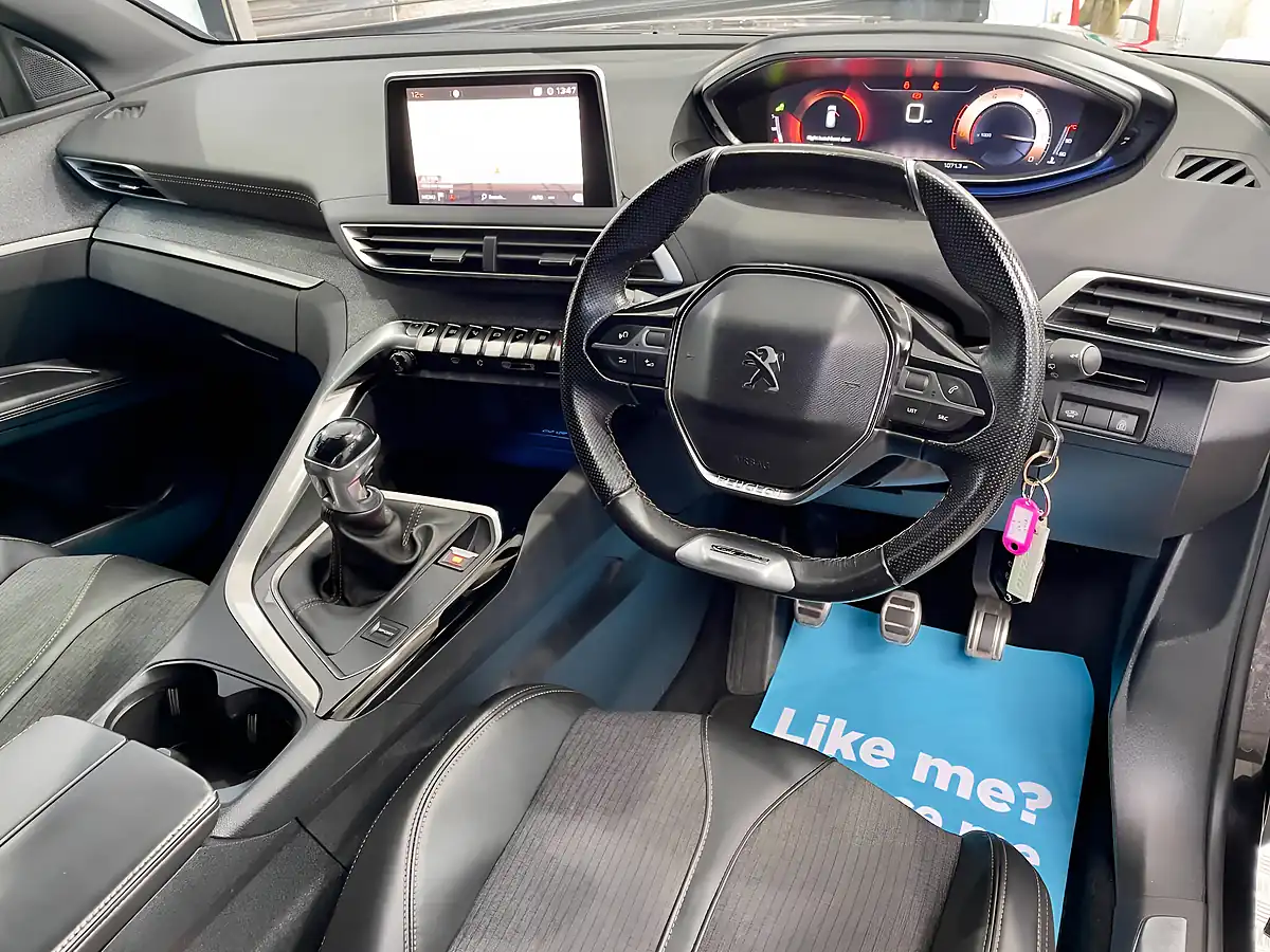 Used 2018 Peugeot 3008 GT Line Black - Interior and Exterior details 6