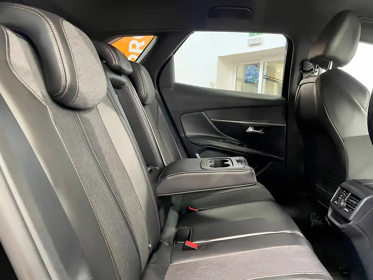 Used 2018 Peugeot 3008 GT Line Black - Interior and Exterior details 8
