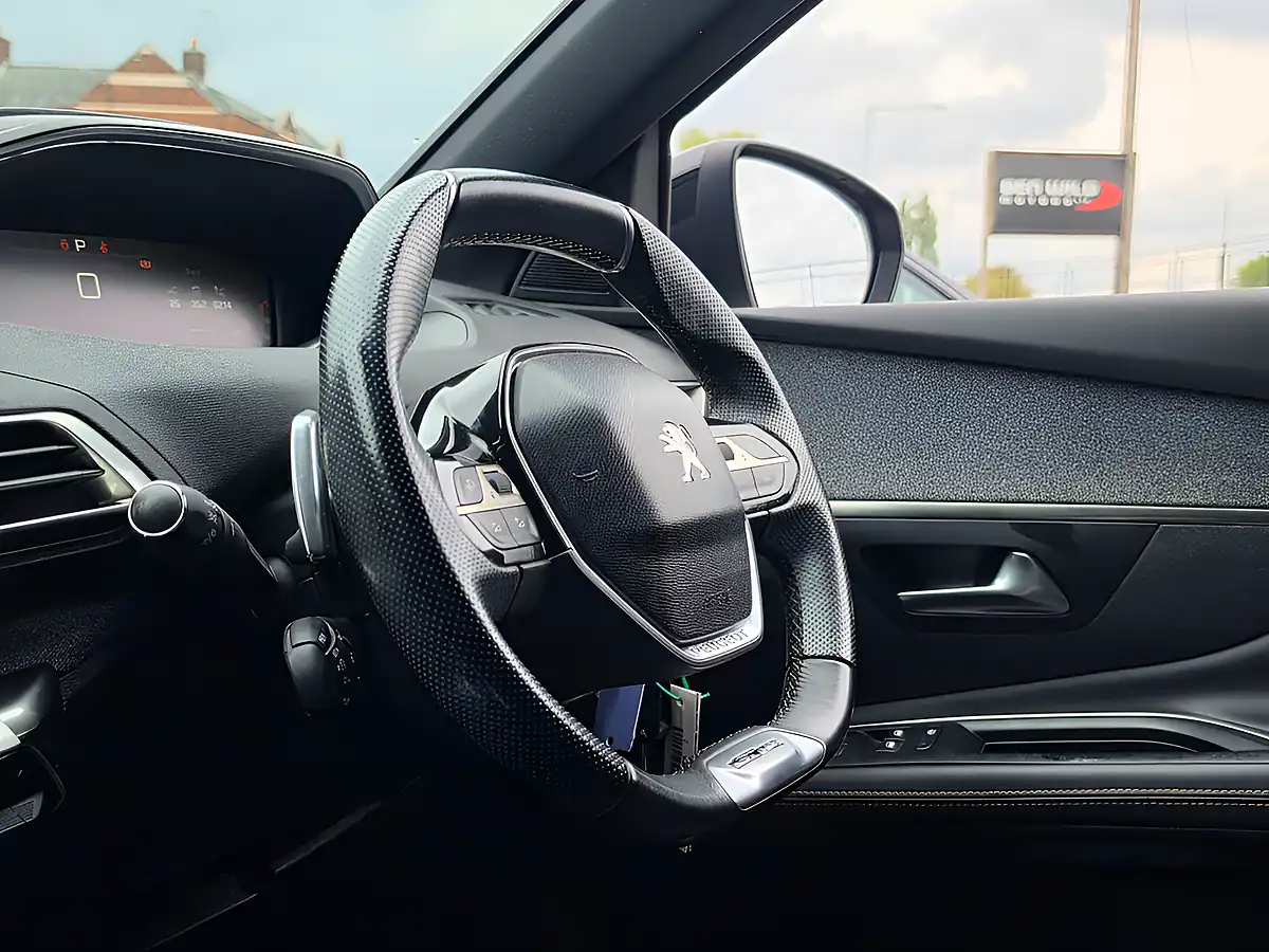 Used 2018 Peugeot 3008 GT Line Black - Interior and Exterior details 15
