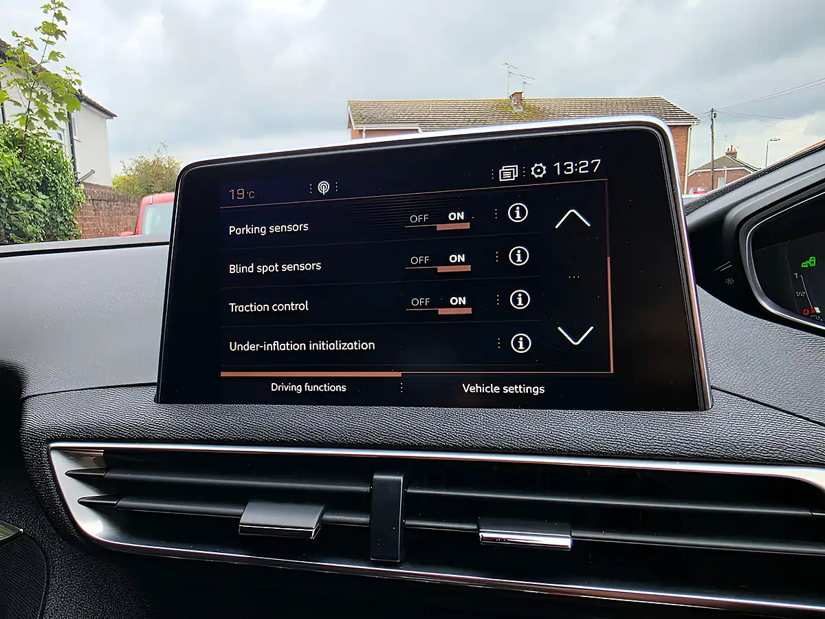 Used 2018 Peugeot 3008 GT Line Black - Interior and Exterior details 20