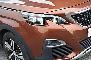 Used 2018 Peugeot 3008 GT Line Bronze - Interior and Exterior details 17