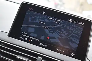 Used 2018 Peugeot 3008 GT Line Bronze - Interior and Exterior details 4