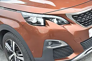 Used 2018 Peugeot 3008 GT Line Bronze - Interior and Exterior details 9