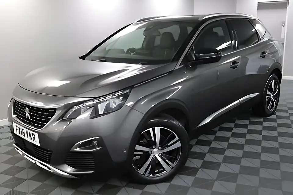 Used 2018 Peugeot 3008 GT Line Grey - Interior and Exterior details 11
