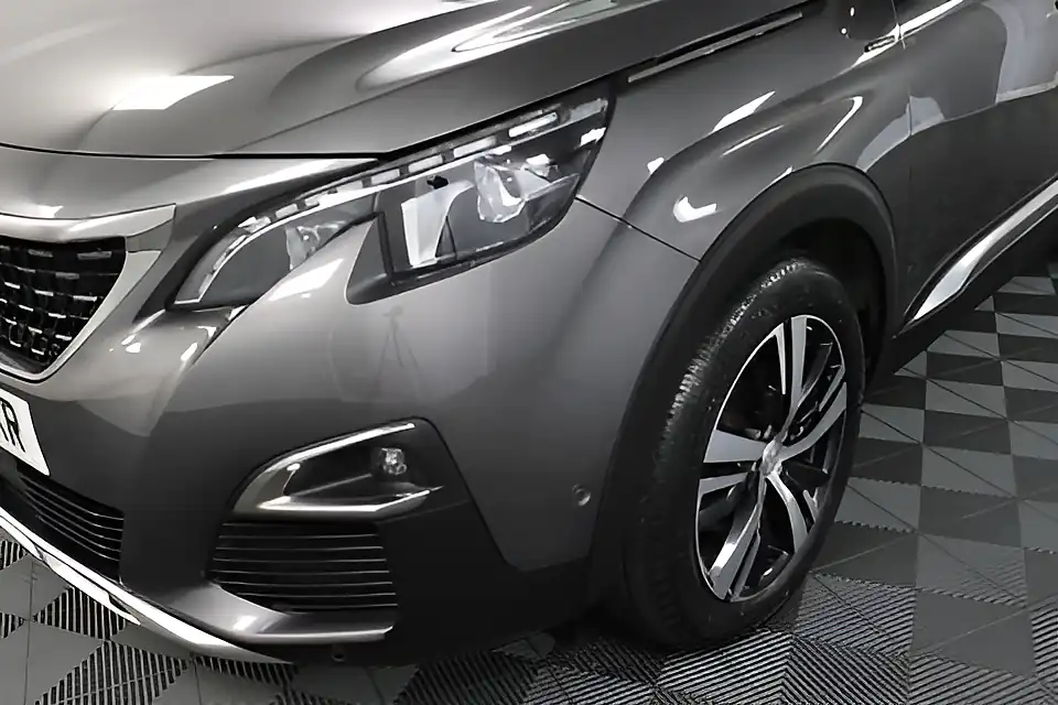 Used 2018 Peugeot 3008 GT Line Grey - Interior and Exterior details 15
