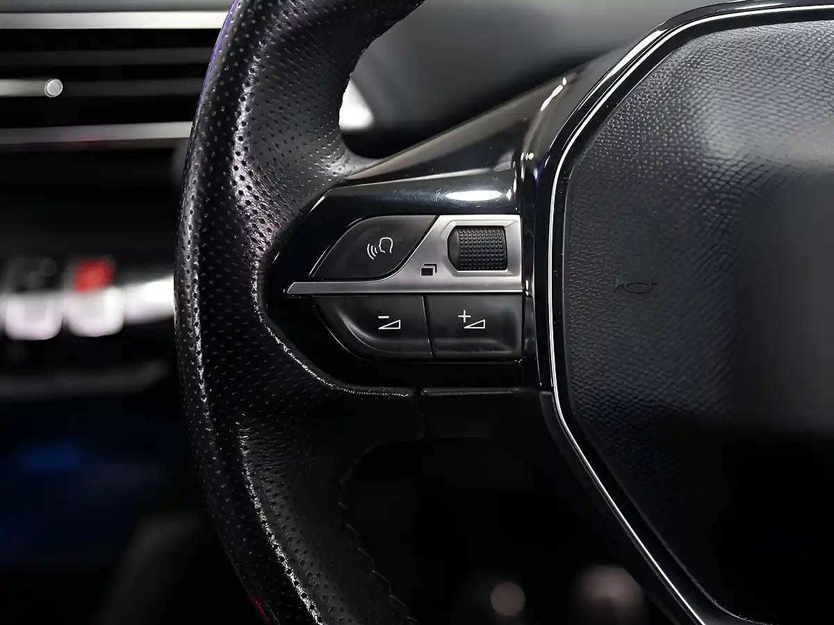 Used 2018 Peugeot 3008 GT Line Nera Black - Interior and Exterior details 13