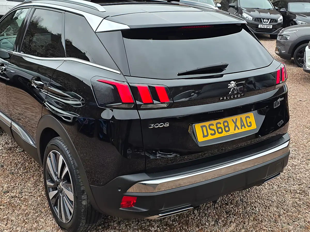 Used 2018 Peugeot 3008 GT Line Nera Black Metallic - Interior and Exterior details 13