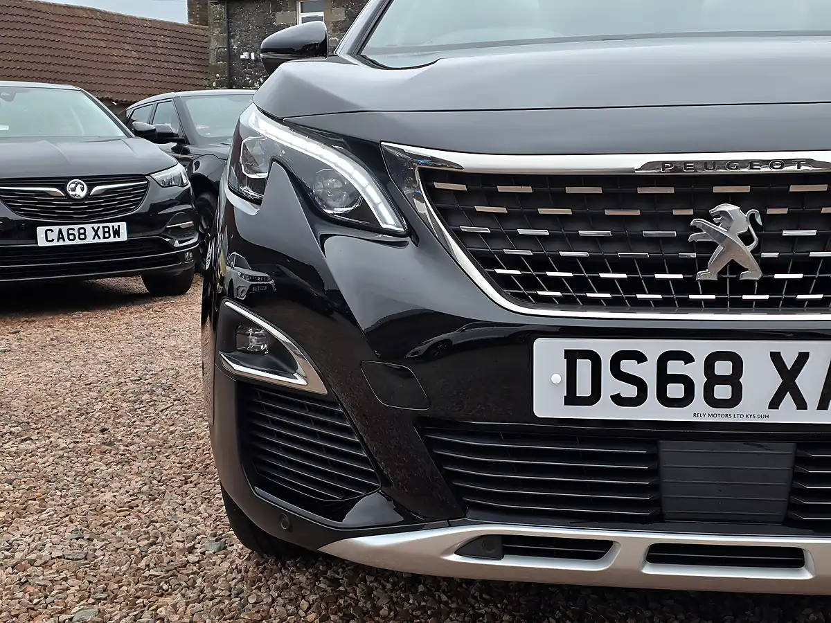 Used 2018 Peugeot 3008 GT Line Nera Black Metallic - Interior and Exterior details 4