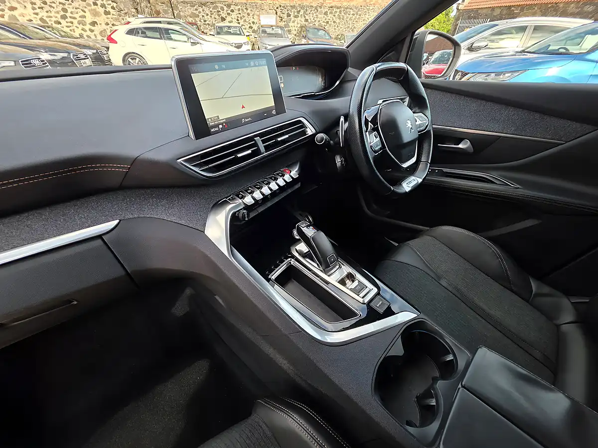 Used 2018 Peugeot 3008 GT Line Nimbus Grey Metallic - Interior and Exterior details 11