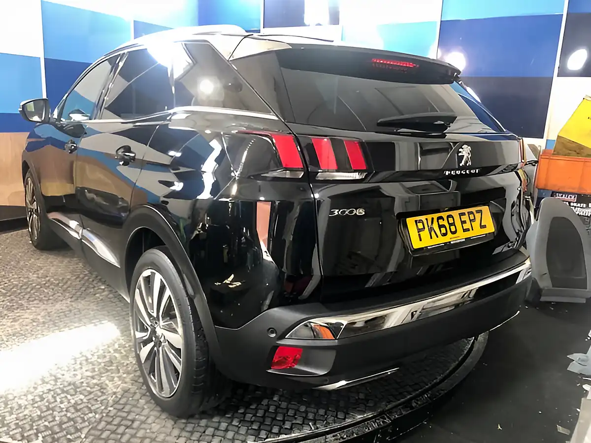 Used 2018 Peugeot 3008 GT Line Premium Black - Interior and Exterior details 10
