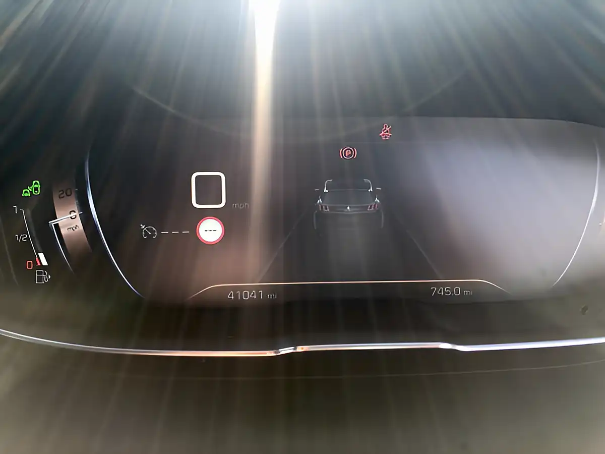 Used 2018 Peugeot 3008 GT Line Premium Black - Interior and Exterior details 4