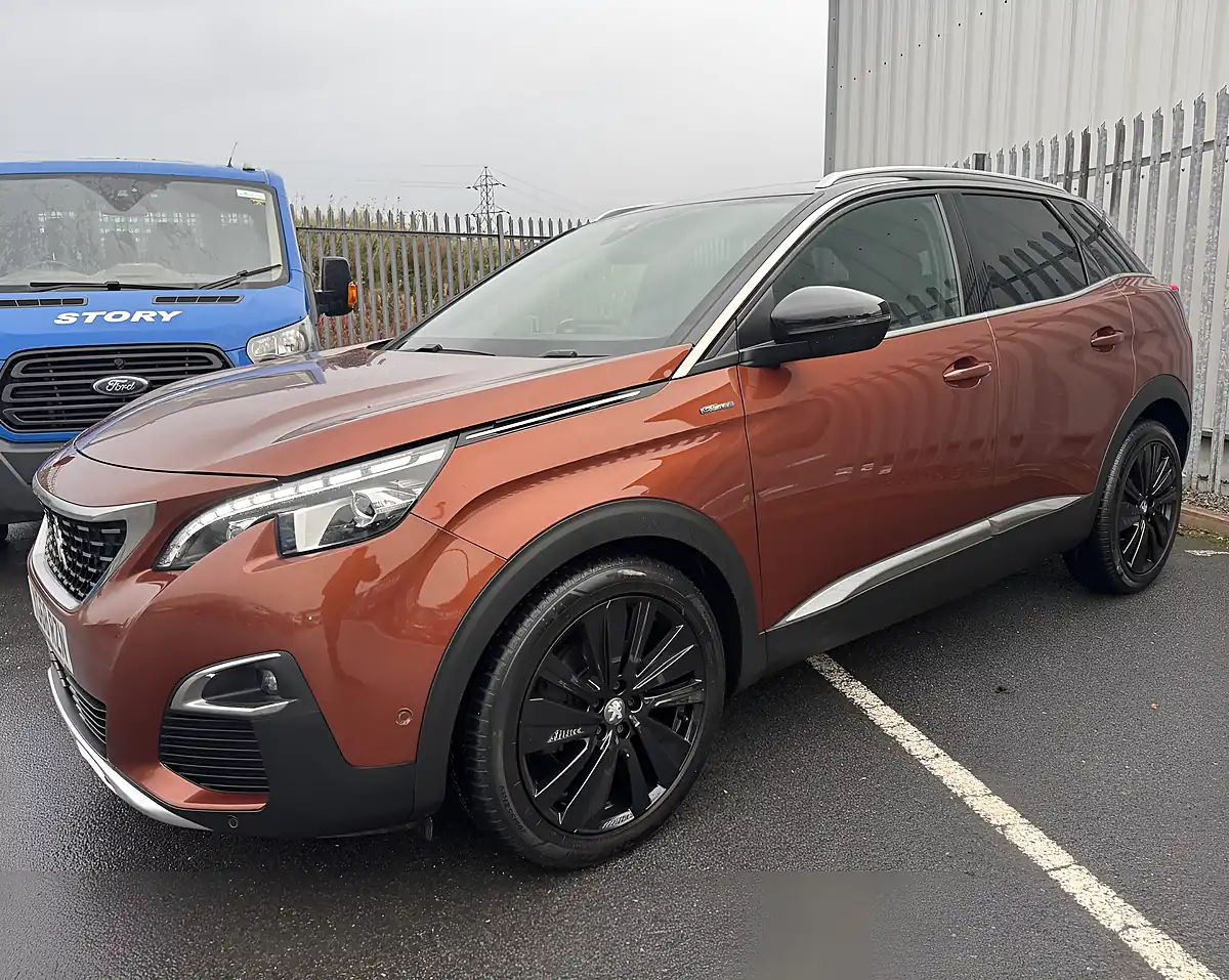 Used 2018 Peugeot 3008 GT Line Premium Bronze - Interior and Exterior details 2