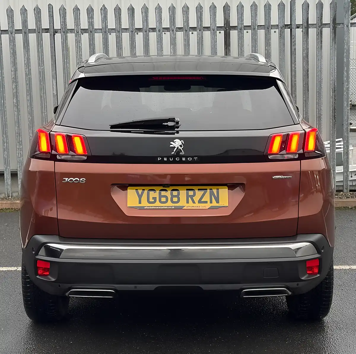 Used 2018 Peugeot 3008 GT Line Premium Bronze - Interior and Exterior details 6
