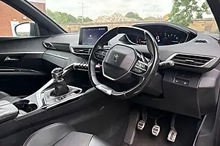 Used 2018 Peugeot 3008 GT Line Premium Grey - Interior and Exterior details 12