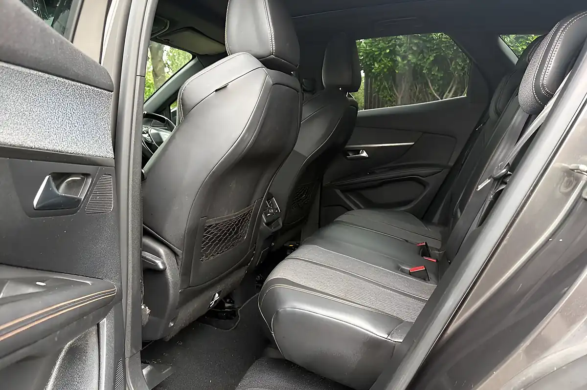 Used 2018 Peugeot 3008 GT Line Premium Grey - Interior and Exterior details 14