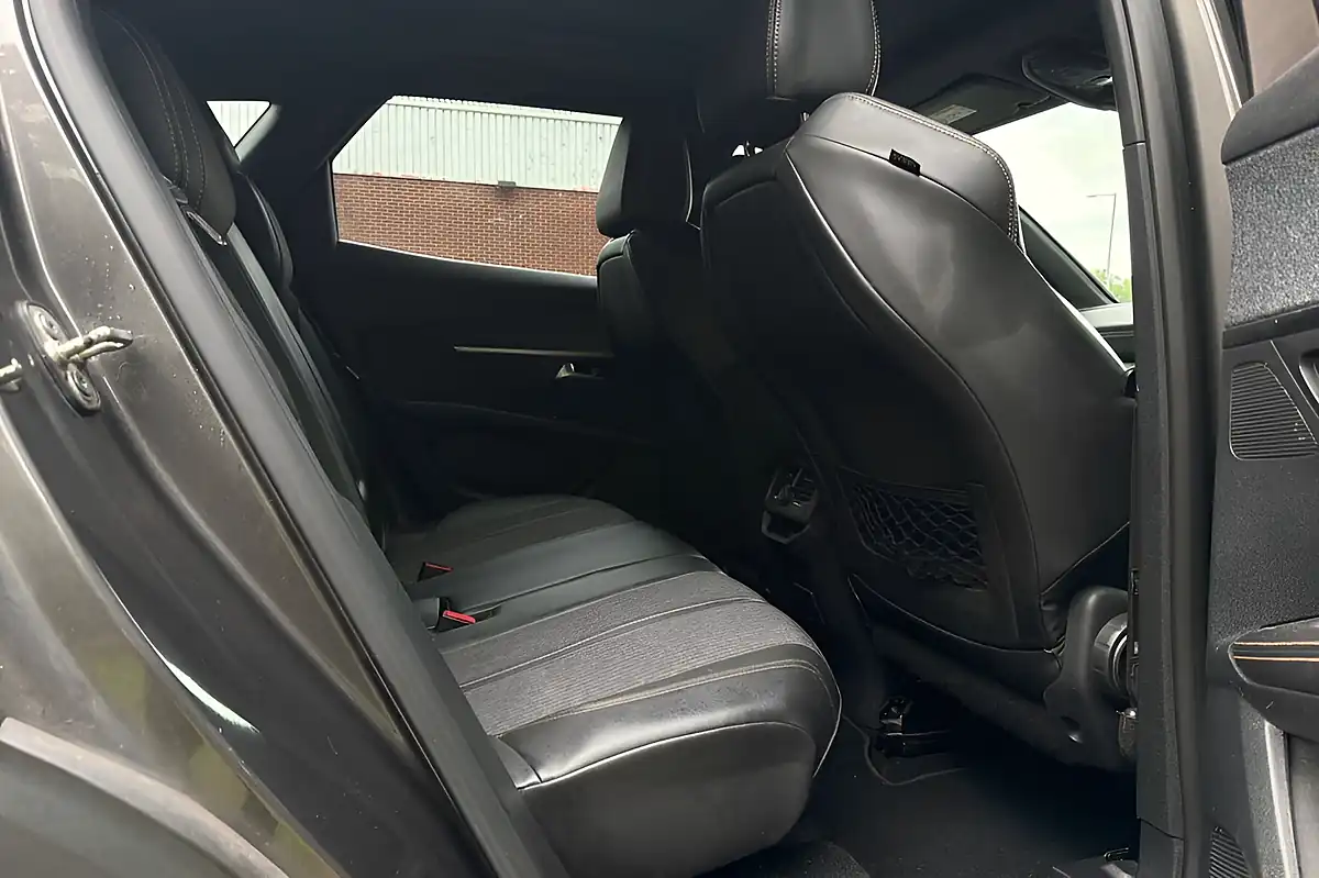 Used 2018 Peugeot 3008 GT Line Premium Grey - Interior and Exterior details 15
