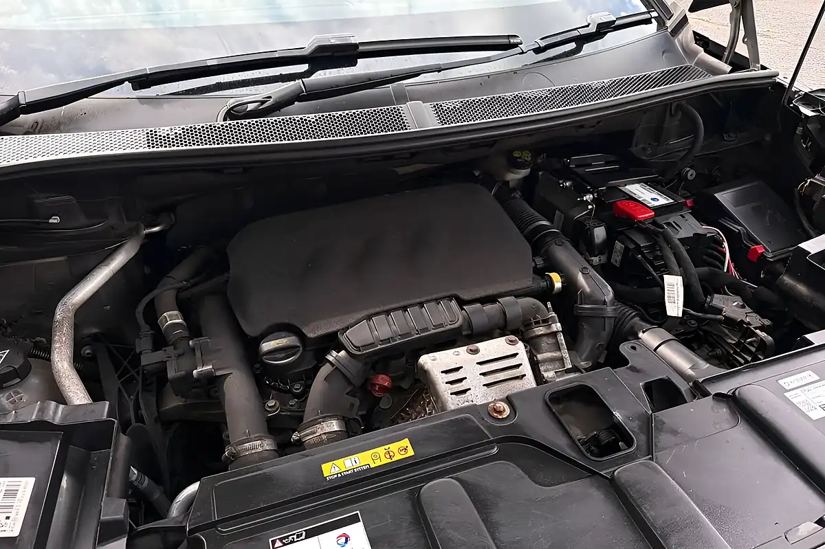 Used 2018 Peugeot 3008 GT Line Premium Grey - Interior and Exterior details 18