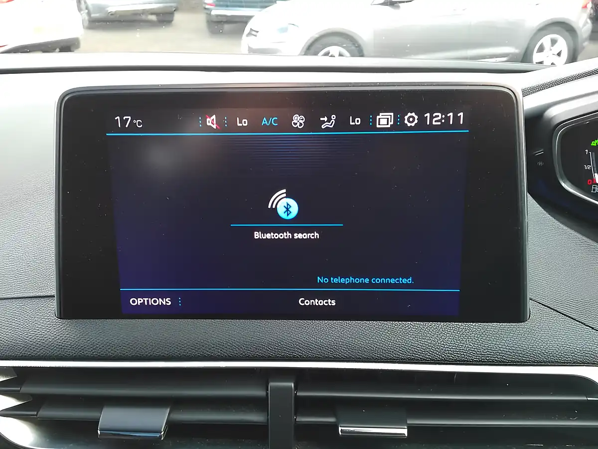 Used 2018 Peugeot 3008 GT Line Premium Red - Interior and Exterior details 16