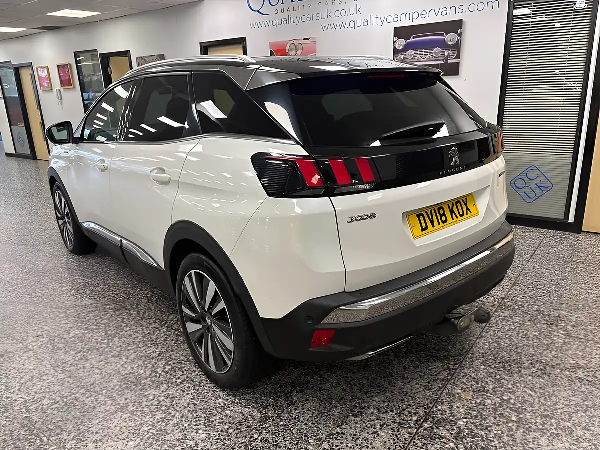 Used 2018 Peugeot 3008 GT Line Premium White - Interior and Exterior details 13