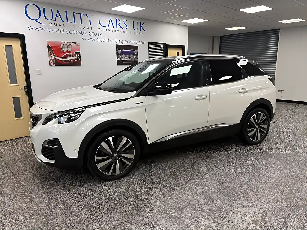 Used 2018 Peugeot 3008 GT Line Premium White - Interior and Exterior details 4