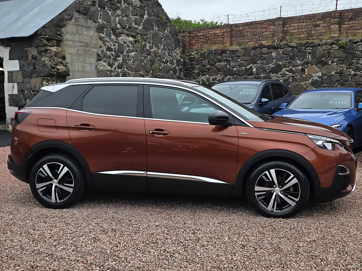 Used 2018 Peugeot 3008 GT Line Sunset Copper Metallic - Interior and Exterior details 20