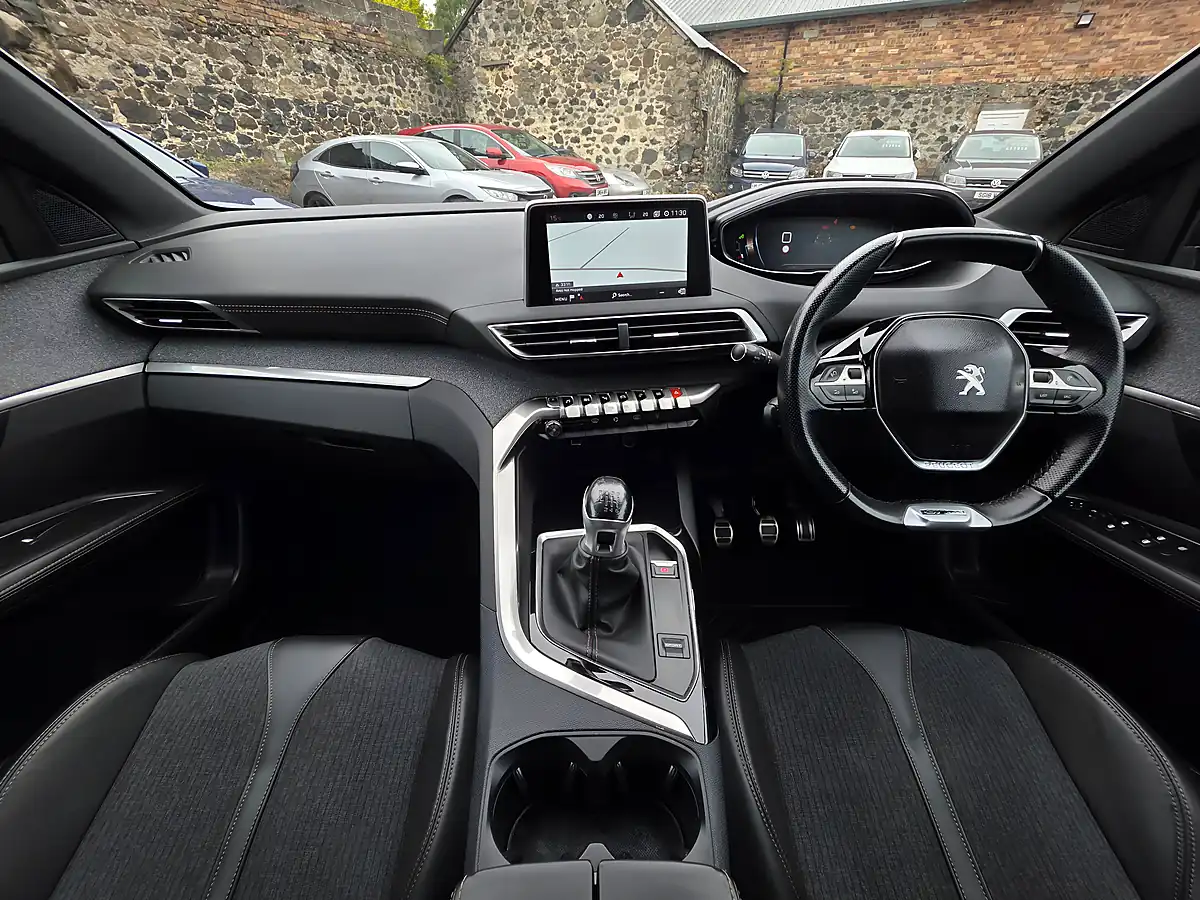Used 2018 Peugeot 3008 GT Line Sunset Copper Metallic - Interior and Exterior details 7