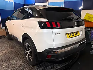 Used 2018 Peugeot 3008 GT Line White - Interior and Exterior details 10