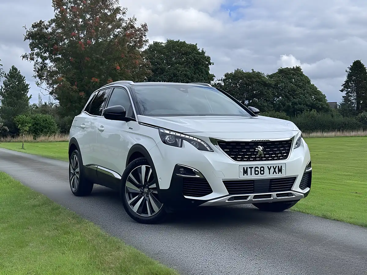 Used 2018 Peugeot 3008 GT Line White - Interior and Exterior details 2