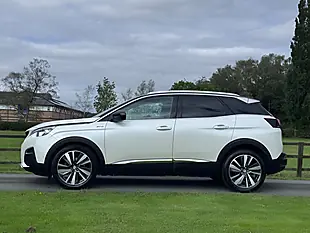 Used 2018 Peugeot 3008 GT Line White - Interior and Exterior details 7