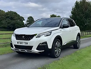 Used 2018 Peugeot 3008 GT Line White - Interior and Exterior details 9