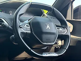 Used 2018 Peugeot 3008 GT Line White - Interior and Exterior details 16