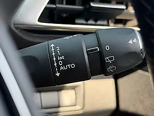 Used 2018 Peugeot 3008 GT Line White - Interior and Exterior details 17