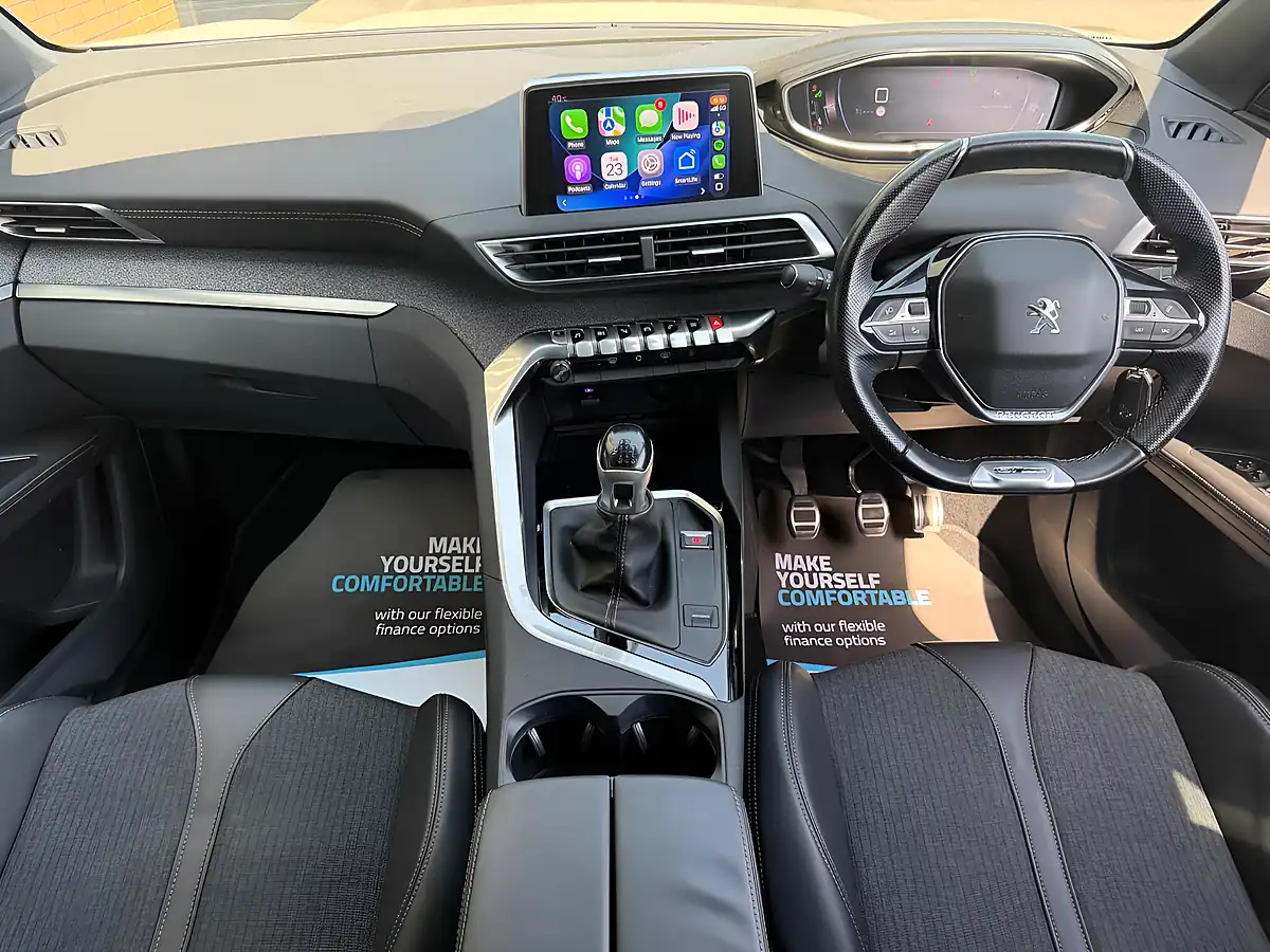 Used 2018 Peugeot 3008 GT Line White - Interior and Exterior details 3