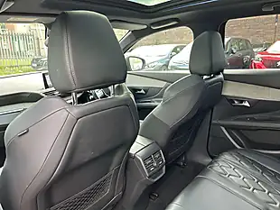 Used 2018 Peugeot 3008 GT Red - Interior and Exterior details 15