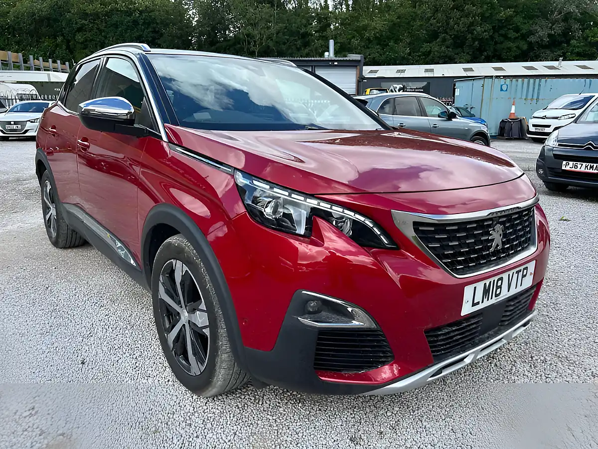 Used 2018 Peugeot 3008 GT Red - Interior and Exterior details 4