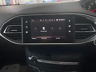 Used 2018 Peugeot 308 Allure Blue - Interior and Exterior details 12