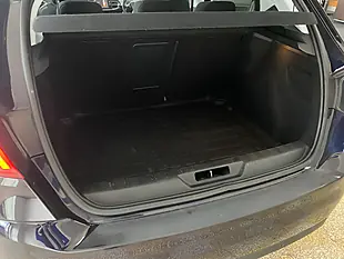 Used 2018 Peugeot 308 Allure Blue - Interior and Exterior details 14